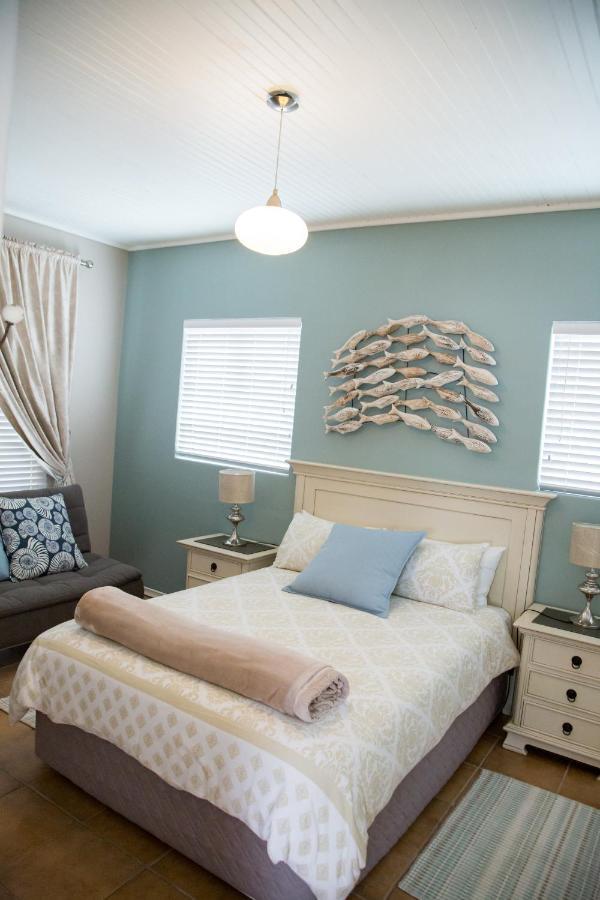 Mylas Cottage Суакопмунд Екстериор снимка