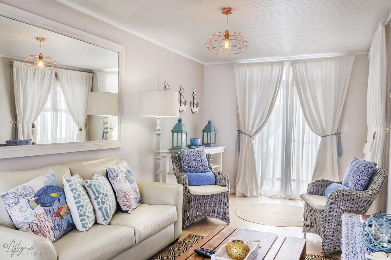 Mylas Cottage Суакопмунд Екстериор снимка
